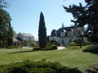 5 bedroom Villa For Sale: 86360..