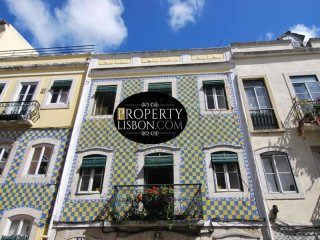 Charming 5+ bedroom apartment with..