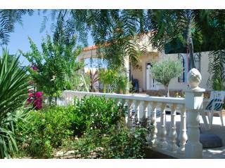 3 Bedrooms - Villa - Almeria - For Sale