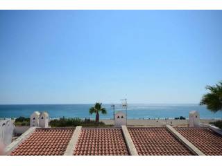 3 bedroom town house for sale