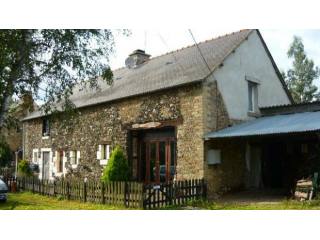 Farmhouse With Fully Fitted Kitchen
