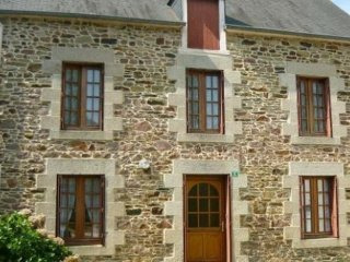 Village property, 3 bedrooms, garden