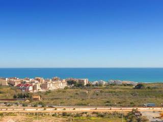 4 bedroom Villa For Sale: Sea View..