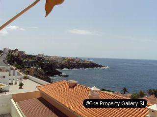 Apartment For Sale in Playa De La..