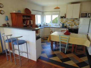 6 Bedrooms - Maison - For Sale