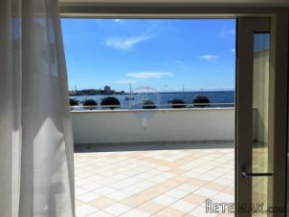 UMAG, STAN, TOP LOKACIJA!