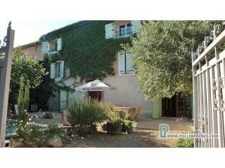 Impressive 5 Bed Winegrowers' House..