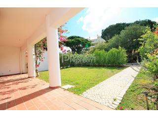 1+1 Bedroom Apartment in Vale do Lobo