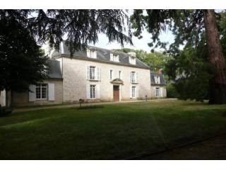 6 bedroom House For Sale: 86000 POITIERS