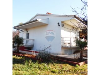 Istra,okolica Medulina,350m od mora, kuća sa 5 stanova na...