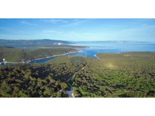 Istra, Peruški veće građevinsko zemljište za gradnju kuće sa