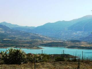 Villa for Sale in Los Romanes, Vinuela..