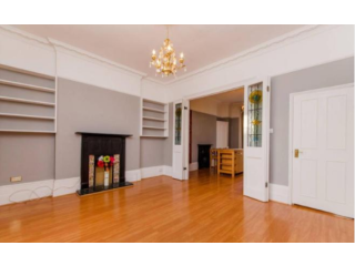 Garden Flat, 136 Belsize Road