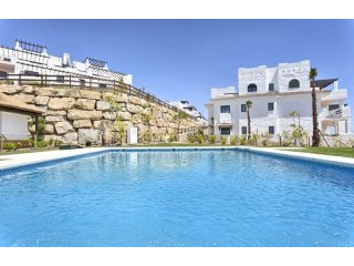 2 bedroom property near Casares Back to..