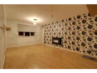 2 bedroom, Flat house for sale