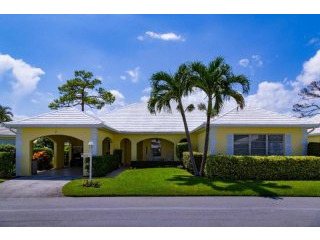 7 Acacia Dr, Boynton Beach, FL -..