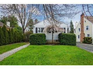3 bedroom House For Sale: 9 Rosemere..