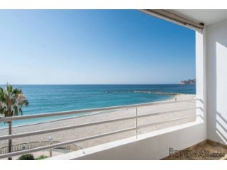 Front line apartment in Altea Spacious front line aparment..