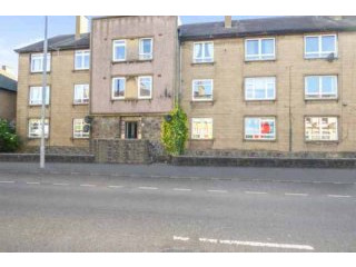 3 bedroom, Flat house for sale