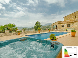 4 Bedrooms - Finca - Alicante - For Sale