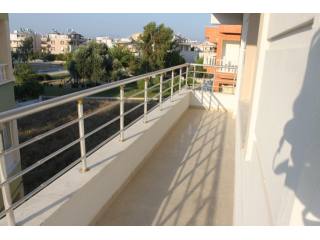 Gunay Apartment, Altinkum