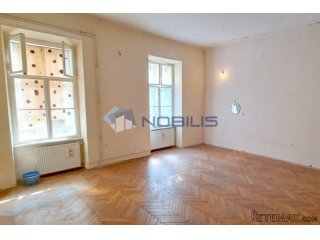 Zagreb - centar, Tomićeva, 5s stan 157 m2 s parkingom..