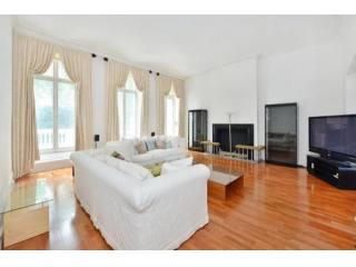 4 Bedrooms - Apartment - London - For..