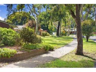 Walmsley Friendship Village - KILSYTH -..
