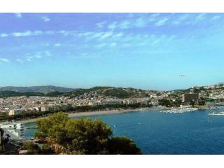 4 Bedrooms - Apartment - Girona - For..