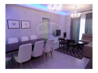 Condo/Apartment - For Sale -..