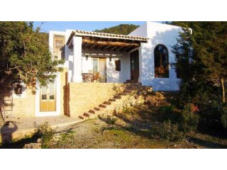 Fantastic finca with sea views