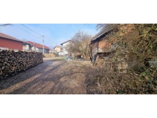 Samobor, Domaslovec, 850m2, okućnica, kuća, 2 dvorišna ob..