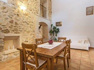 Lovely Historic Stone Facade Town House..