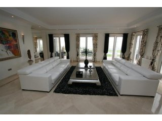 Magnificent villa in Valtocado