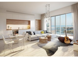 Fantastic 1 Bedroom with Sea View in..
