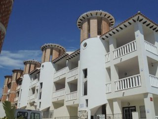 2 Bedrooms - Apartment - Alicante - For..