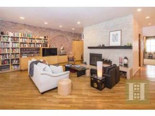 2 bedroom Property For Sale: PRIME JAY..