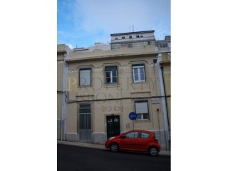 T3 Lisbon Apartment for Sale,Penha de..