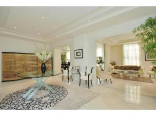 3 Bedrooms - Apartment - London - For..
