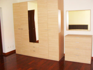 Spacious townhouse right on Jomtien..