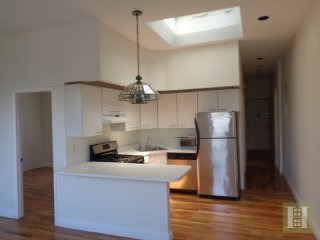 2 bedroom Apartment For Sale: 7115..