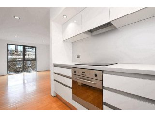 Property - London - For Sale