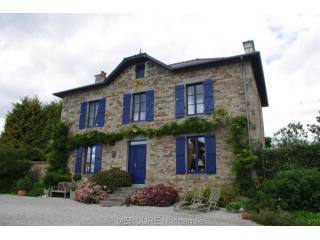 3 bedroom Character For Sale: 14350..