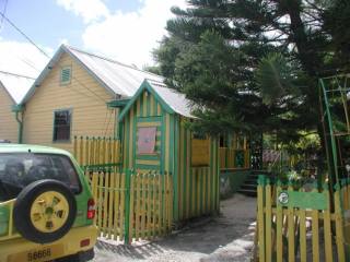 Property For Sale: Crocodiles Den..