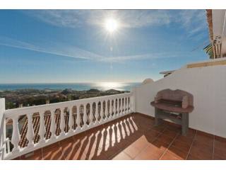 Town House - URGENT SALE REQUIRED!..