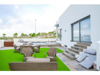 3 Bedrooms - Villa - Alicante - For Sale