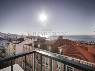 Huge Santos riverside apartment