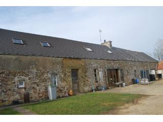 Detached Longere in Nice Spot