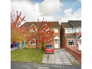 3 bedroom, Semi-detached House house..