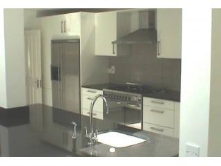 4 Bed House To Let in London
